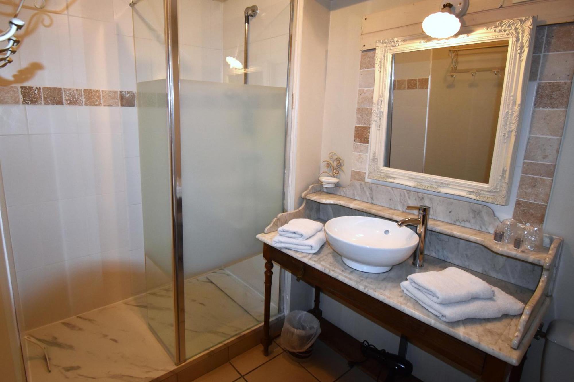 Le Bourg-dʼOisans 샹브레스 드 호테스 라 클레 데 부아 B&B 외부 사진